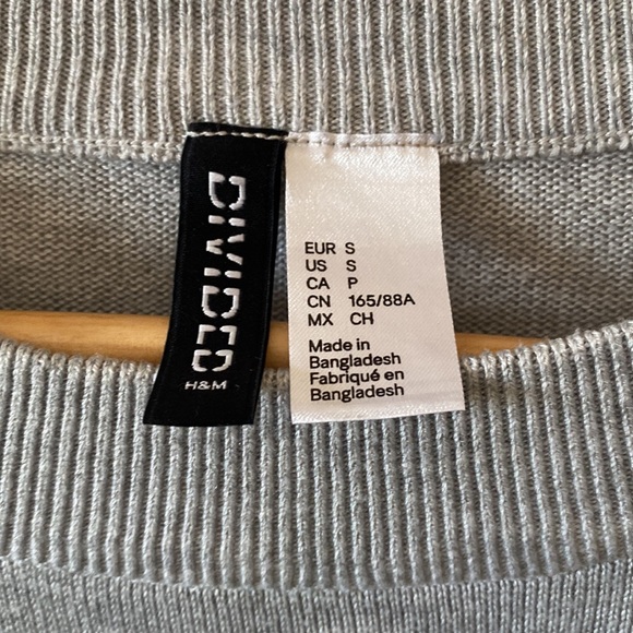 DIVIDED Grey Sweater - Picture 2 of 3